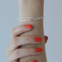 Laden Sie das Bild in den Galerie-Viewer, Armband - Doppelkette mit Pushbutton aus Silber/ Silber vergoldet