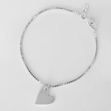 Laden Sie das Bild in den Galerie-Viewer, Armband - HEART, Anhänger mit großem Herz, 925 Silber/ vergoldet