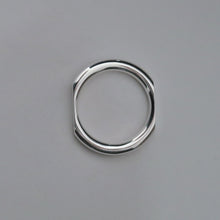 Laden Sie das Bild in den Galerie-Viewer, Ring - DUO, 2 abgeflachte Seiten, 925 Silber/ vergoldet