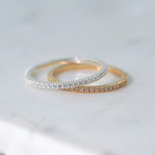 Laden Sie das Bild in den Galerie-Viewer, Ring - BANDRING ZIRKONIA, 925 Silber/ vergoldet