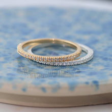 Laden Sie das Bild in den Galerie-Viewer, Ring - BANDRING ZIRKONIA, 925 Silber/ vergoldet