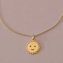 Laden Sie das Bild in den Galerie-Viewer, Kinderkette KLEINE SONNE