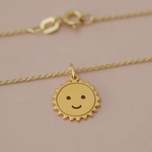 Laden Sie das Bild in den Galerie-Viewer, Kinderkette KLEINE SONNE