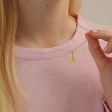 Laden Sie das Bild in den Galerie-Viewer, Halskette - KLEINES BOOT, filigrane Kette mit Boot Anhänger, 925 Silber/vergoldet