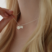 Laden Sie das Bild in den Galerie-Viewer, Kinderkette KLEINE STERNSCHNUPPE