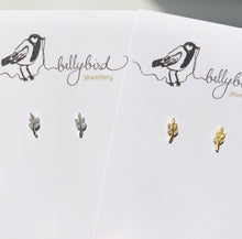 Laden Sie das Bild in den Galerie-Viewer, Ohrstecker - Kleines Blatt, 925 Silber, glänzend