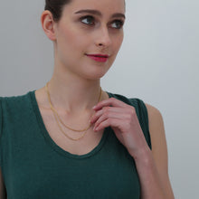 Laden Sie das Bild in den Galerie-Viewer, PANZERKETTE - 925 Silber vergoldet 18k, 2,4mm, zarte Flachpanzerkette