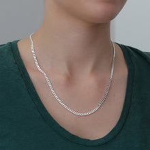 Laden Sie das Bild in den Galerie-Viewer, PANZERKETTE - 925Silber, 3,3mm, zarte Flachpanzerkette