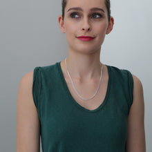 Laden Sie das Bild in den Galerie-Viewer, PANZERKETTE - 925Silber, 2,4mm, zarte Flachpanzerkette