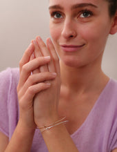 Laden Sie das Bild in den Galerie-Viewer, ARMREIF - Silber oder Goldfilled, Größe S/M/L, stapelbarer Armreif