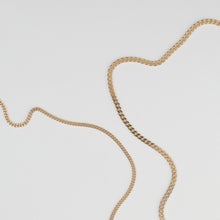 Laden Sie das Bild in den Galerie-Viewer, PANZERKETTE - 925Silber vergoldet 18k, 3,3mm, zarte Flachpanzerkette