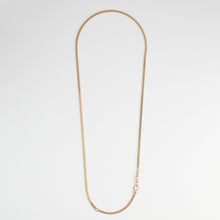 Laden Sie das Bild in den Galerie-Viewer, PANZERKETTE - 925 Silber vergoldet 18k, 2,4mm, zarte Flachpanzerkette
