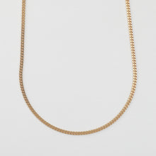 Laden Sie das Bild in den Galerie-Viewer, PANZERKETTE - 925 Silber vergoldet 18k, 2,4mm, zarte Flachpanzerkette
