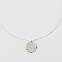 Laden Sie das Bild in den Galerie-Viewer, Mutter & Kind STERNZEICHENKETTEN Set FISCHE, 925 Silber, 2 personalisierte Silberketten