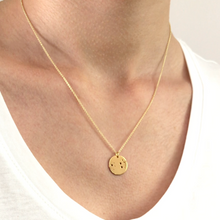 Laden Sie das Bild in den Galerie-Viewer, STERNZEICHENKETTE - Löwe, 925 Silber vergoldet, Geschenk für sie, filigrane Kette, personalisierte Geschenkidee, feine Silberkette, Taufe