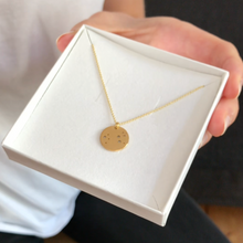 Laden Sie das Bild in den Galerie-Viewer, STERNZEICHENKETTE - Löwe, 925 Silber vergoldet, Geschenk für sie, filigrane Kette, personalisierte Geschenkidee, feine Silberkette, Taufe