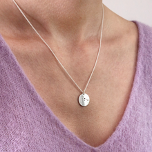 Laden Sie das Bild in den Galerie-Viewer, STERNZEICHENKETTE - Schütze, 925 Silber, Geschenk für sie, filigrane Kette, schöne Geschenkidee, Sternzeichen, personalisierter Symbolkette