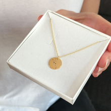 Laden Sie das Bild in den Galerie-Viewer, STERNZEICHENKETTE - Stier, 925 Silber vergoldet, filigrane Kette für sie, besondere Geschenkidee, personalisierte Silberkette, Symbolkette