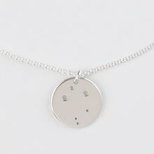 Laden Sie das Bild in den Galerie-Viewer, Mutter & Kind STERNZEICHENKETTEN Set WAAGE, 925 Silber, 2 personalisierte Silberketten