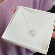 Laden Sie das Bild in den Galerie-Viewer, STERNZEICHENKETTE - Zwilling, 925 Silber, Silberkette für sie, besondere Geschenkidee, zarter Halsschmuck, Symbolkette,personalisierte Kette