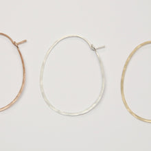 Laden Sie das Bild in den Galerie-Viewer, Creolen - OVAL, M - 925 Silber