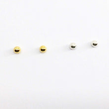 Laden Sie das Bild in den Galerie-Viewer, Ohrstecker - KLEINE KUGEL, 925 Silber vergoldet