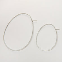 Laden Sie das Bild in den Galerie-Viewer, Creolen - OVAL, M - 925 Silber