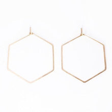 Laden Sie das Bild in den Galerie-Viewer, Creolen - HEXAGON, M Roségoldfilled