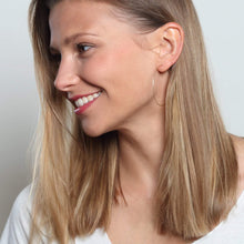 Laden Sie das Bild in den Galerie-Viewer, Creolen - KREIS, L Silber