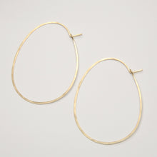 Laden Sie das Bild in den Galerie-Viewer, Creolen - OVAL, L Goldfilled