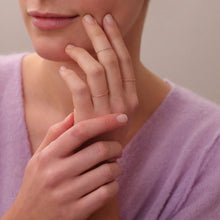 Laden Sie das Bild in den Galerie-Viewer, Ring - GLITZERRING, Sterling Silber, Größen: 46-60