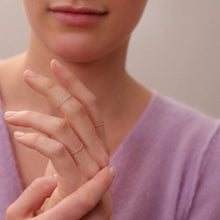 Laden Sie das Bild in den Galerie-Viewer, GLITZERRING - Silber vergoldet, Größen: 46-60