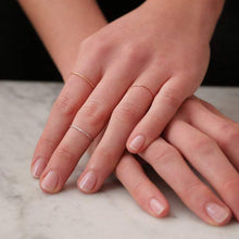 Laden Sie das Bild in den Galerie-Viewer, GLITZERRING - Silber vergoldet, Größen: 46-60