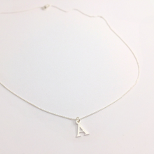 Laden Sie das Bild in den Galerie-Viewer, Halskette - BUCHSTABE, 925 Silber/ Initiale