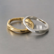 Laden Sie das Bild in den Galerie-Viewer, Ring - ONDA, gewellter Ring, 925 Silber/ vergoldet
