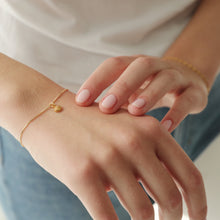 Laden Sie das Bild in den Galerie-Viewer, Armband - KLEINE MUSCHEL - 925 Silber/ vergoldet
